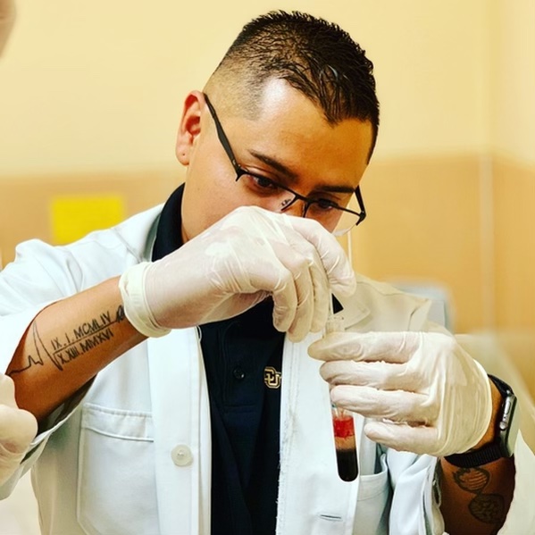 ARCS Scholar William Mundo University of Colorado, Anschutz Medical Campus ARCS Scholar William Mundo University of Colorado, Anschutz Medical Campus