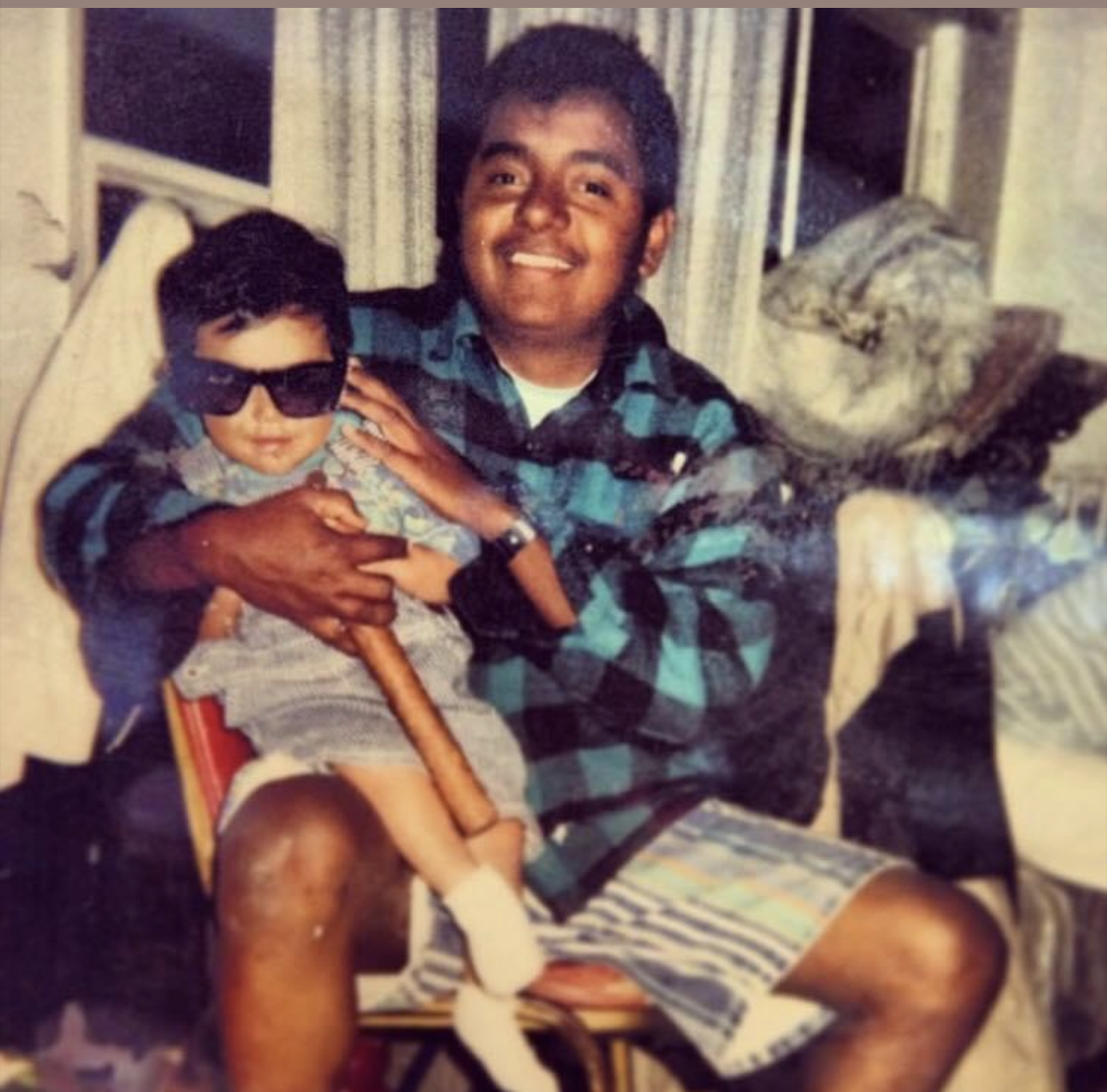 A young William Mundo with his father A young William Mundo with his father